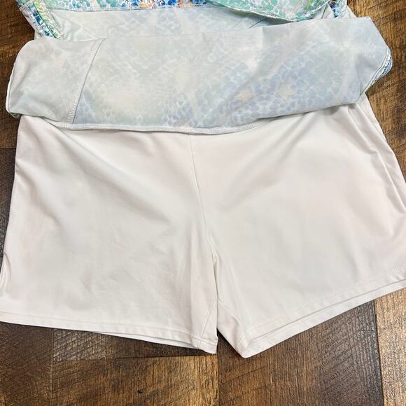SwingDish Olivia skirt (skort)
Golf, tennis, racketball size medium - Picture 4 of 5